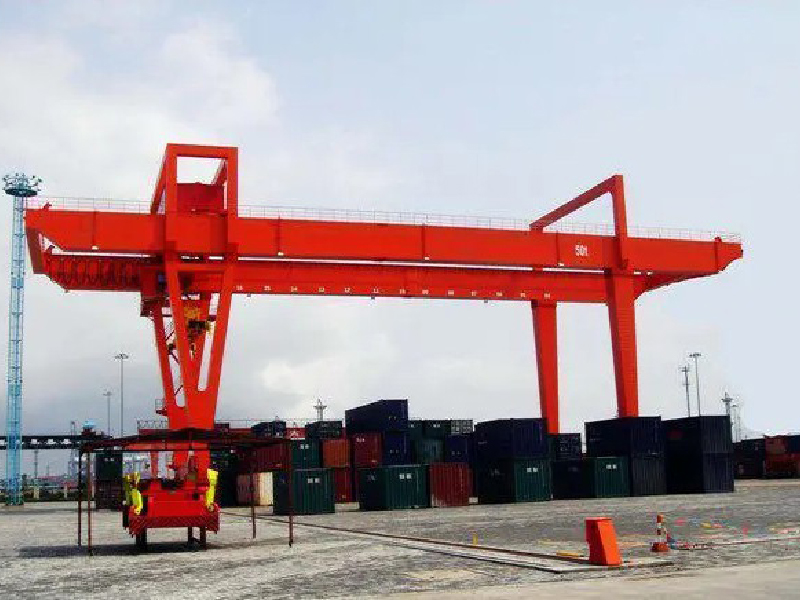 通用門式起重機